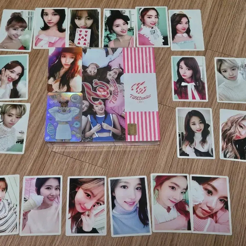 [BUNJANG] TWICE TWICECoaster LANE1 Photocard Set / 트와이스 TWICECoaster LANE1 포토카드 세트