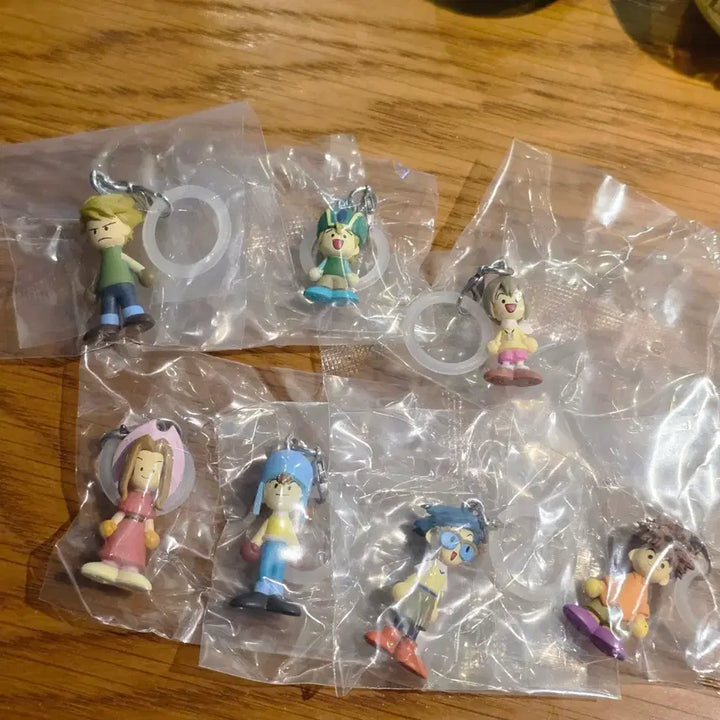[BUNJANG] Digimon Figure Keychain Set - 7 Types, Carved Wood Style / 디지몬 피규어 키링 7종 세트 가챠 메지루시 목각인형 매튜 리키 나리