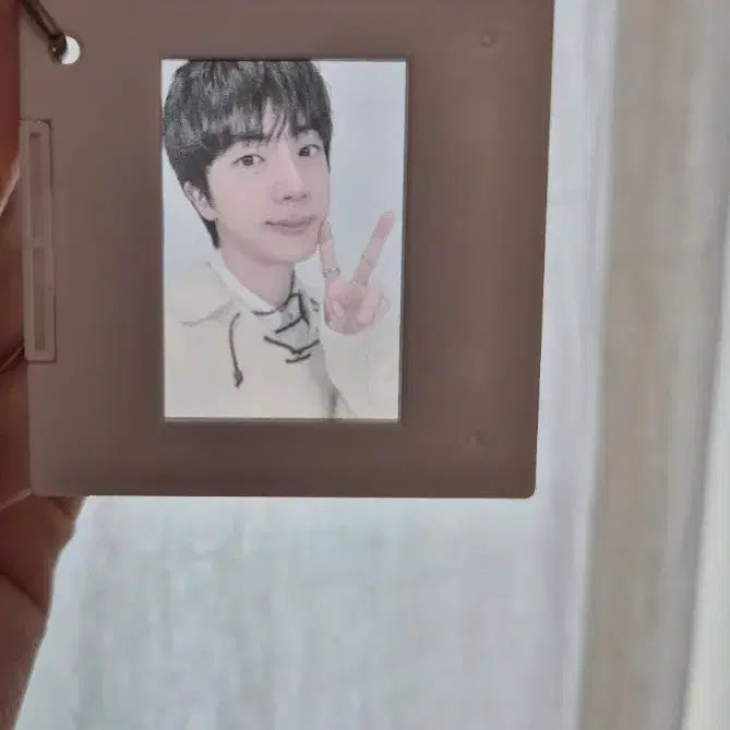 [BUNJANG] BTS Jin Arirang Mount Film Keyring Weverse POB / 아리랑 석진 키링 진 JIN bts 위버스 특전 방탄 마운트 필름