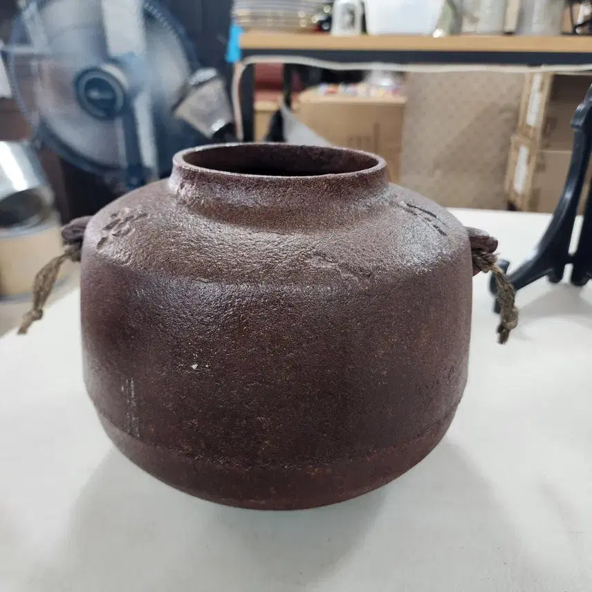 [BUNJANG] Japanese Cast Iron Pot / Japan 무쇠주물 지름22cm 높이17.5cm