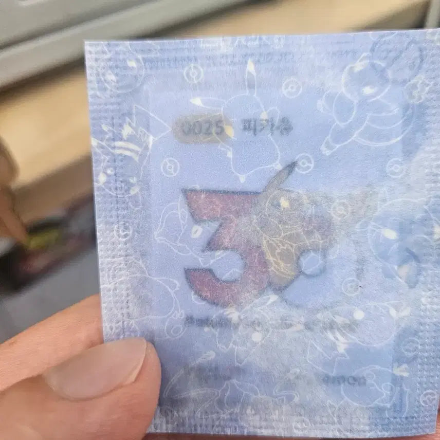 [BUNJANG] 30th Anniversary Pikachu Sticker / 30주년 피카츄 띠부실