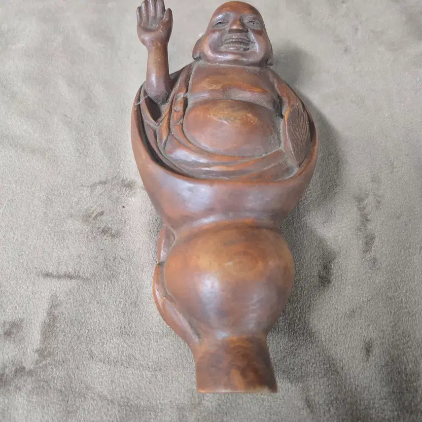 [BUNJANG] Wooden "Buddha of Wealth" Sculpture with Raised Hand / 원목 포대화상 목조각 인테리어 소품 / 손을 든 복주머니 조각상