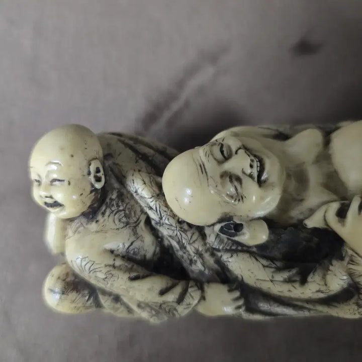 [BUNJANG] Ivory Resin Monk Sculpture Ornament / 상아레진 포대화상 인테리어 소품 / 복주머니 조각상 오브제