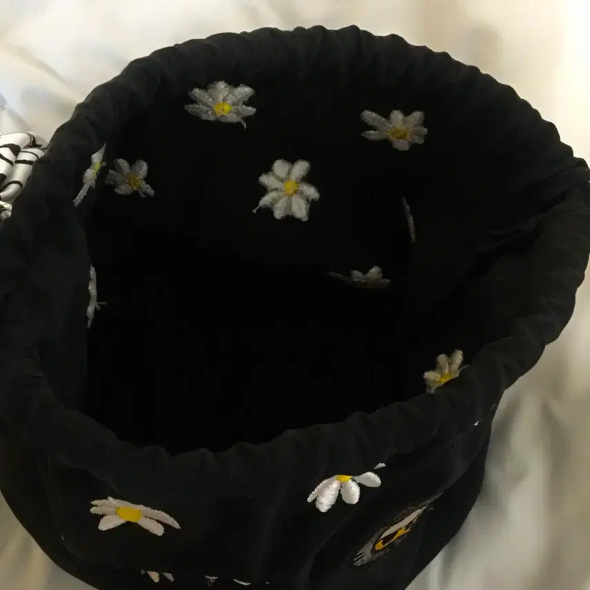[BUNJANG] Joan Friends Pouch / 조앤프렌즈 파우치 올리브영