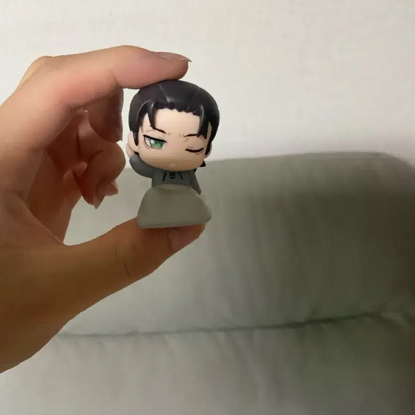 [BUNJANG] Eren Gacha Onemutan Figure / 에렌 가챠 오네무탄 피규어