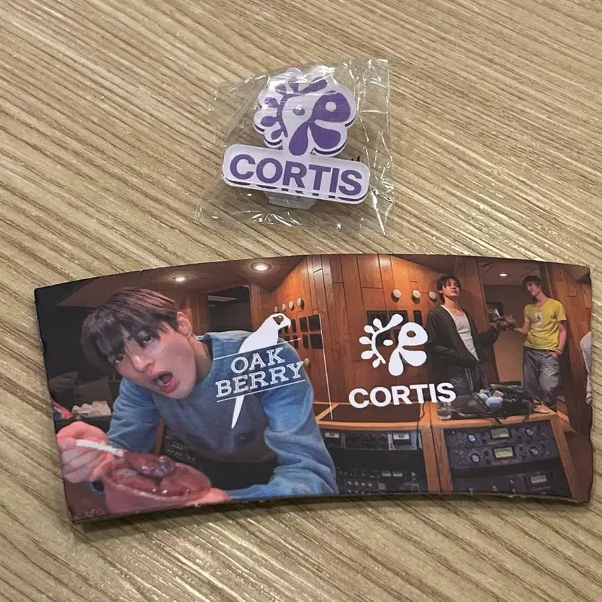 [BUNJANG] Cortis Logo Spoon Pick + Exclusive Collaboration Sleeve / 코르티스 로고 스푼픽 + 콜라보 전용 슬리브