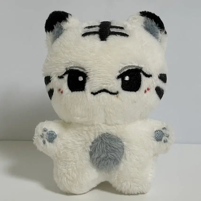 [BUNJANG] SEVENTEEN Joshua Nyorangi Plush / 세븐틴 조슈아 뇨랑이 인형