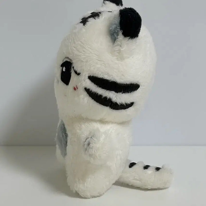 [BUNJANG] SEVENTEEN Joshua Nyorangi Plush / 세븐틴 조슈아 뇨랑이 인형