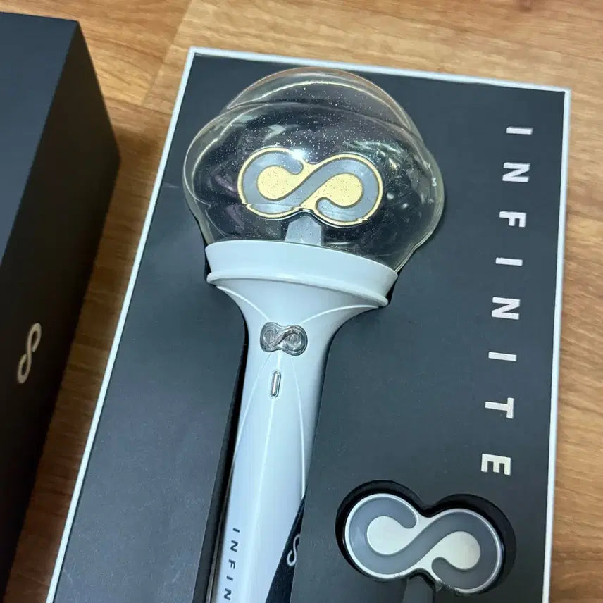 [BUNJANG] INFINITE Official Lightstick Yeobong 3 &amp; Slogan Bundle Set / 인피니트 응원봉 여봉3 슬로건 일괄 판매