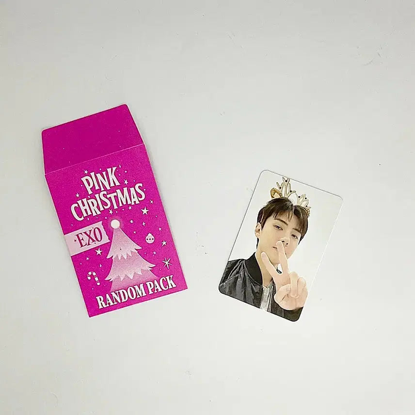 [BUNJANG] EXO Sehun 2024 Pink Christmas Photocard / 엑소 세훈 2024 핑크 크리스마스 포토카드 포카1 EXO SEHUN 2024 PINK CHRISTMAS PHOTOCARD 1