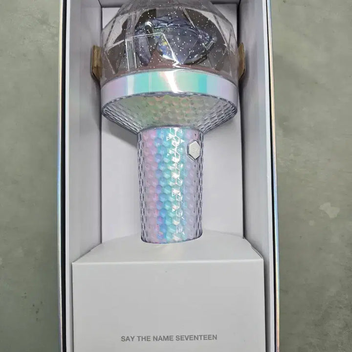 [BUNJANG] SEVENTEEN Official Light Stick Ver. 2 / 세븐틴 응원봉 ver 2