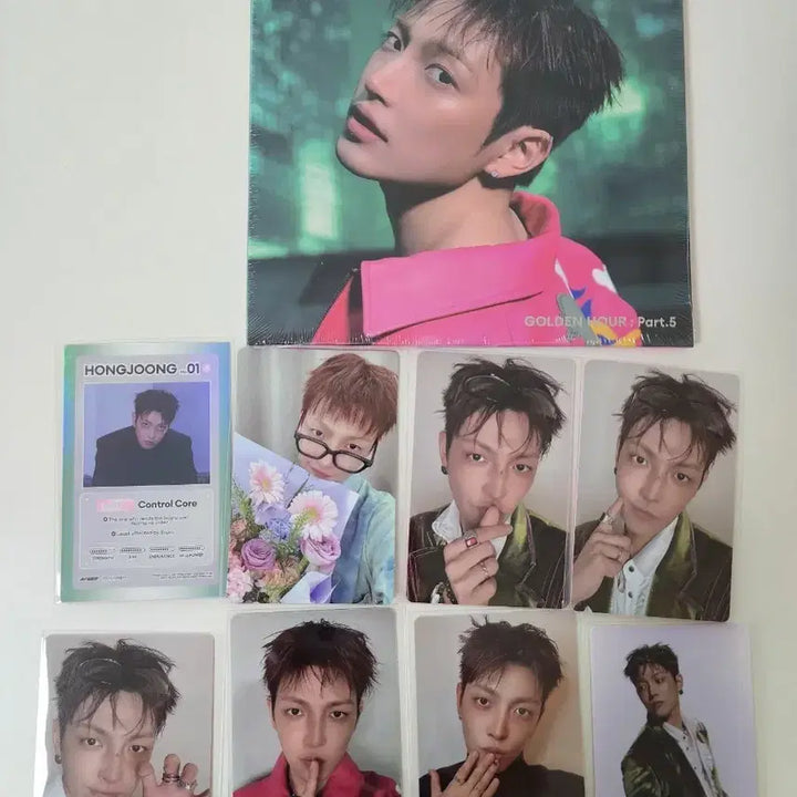 [BUNJANG] ATEEZ Hongjoong Sealed Digipak + 8 Photocards / 에이티즈 홍중 미개봉 디지팩+포토카드8종