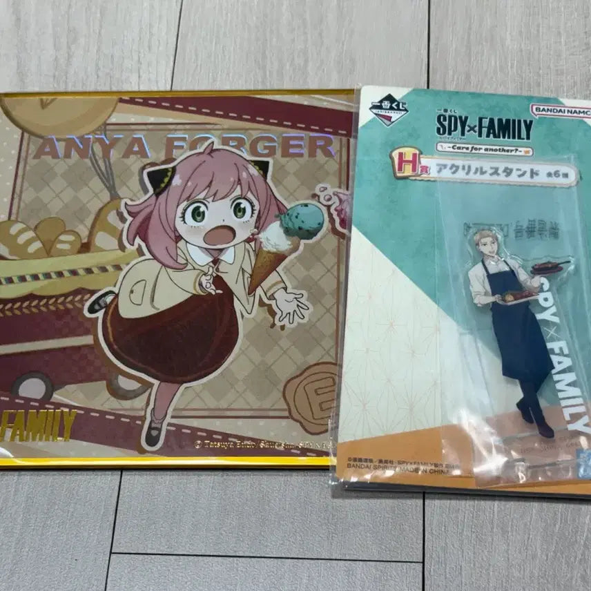 [BUNJANG] Spy x Family Shikishi &amp; KuJi Acrylic Stand / 스파이패밀리 색지, 쿠지 아크릴