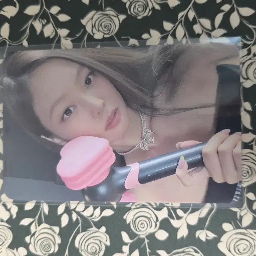 [BUNJANG] BLACKPINK Jennie Bping Cheer Stick Photocard / 블랙핑크 블핑 포토카드 포카 제니 jennie 뿅봉 응원봉