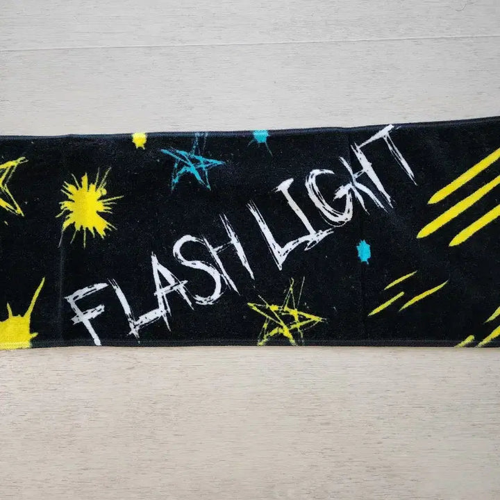 [BUNJANG] 2PM Junho Solo Tour 2018 Flashlight Towel / 2PM 준호 솔로 투어 2018 플래시 라이트 타월