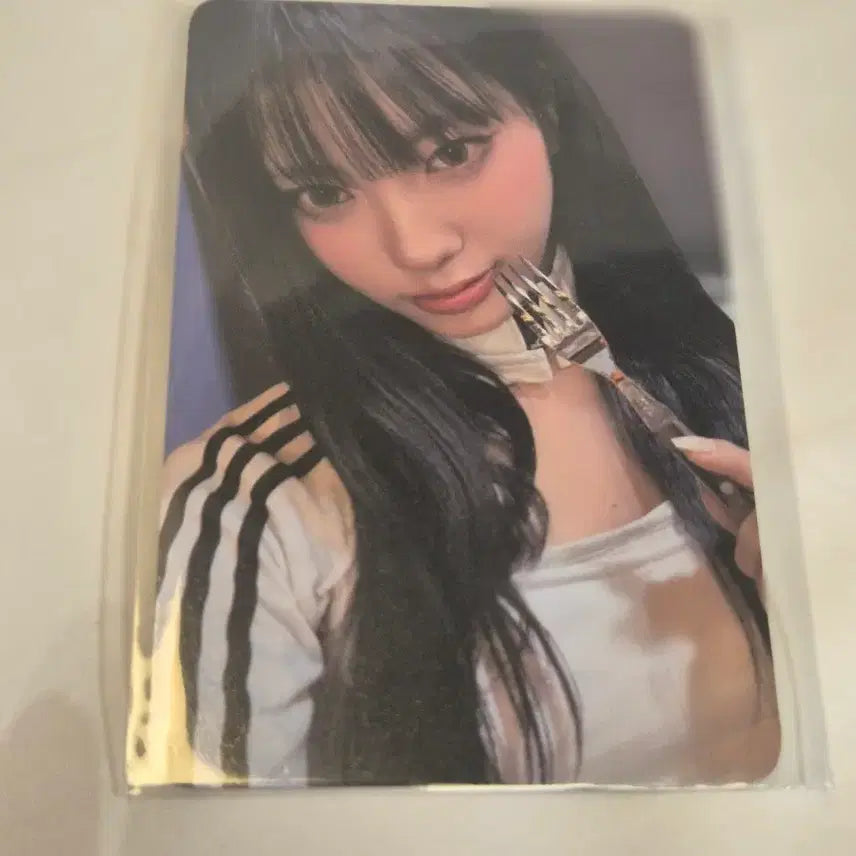[BUNJANG] IZ*ONE France Louvre Baguette Popup Photocard / izna 코코 프랑스루브르바게트 팝업 포카