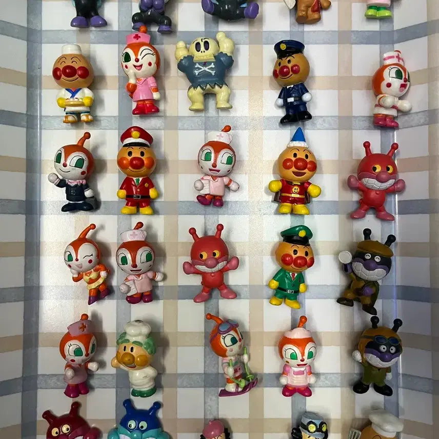 [BUNJANG] Rare vintage Anpanman Miffy Figure / 고전 호빵맨 희귀 미피 판매