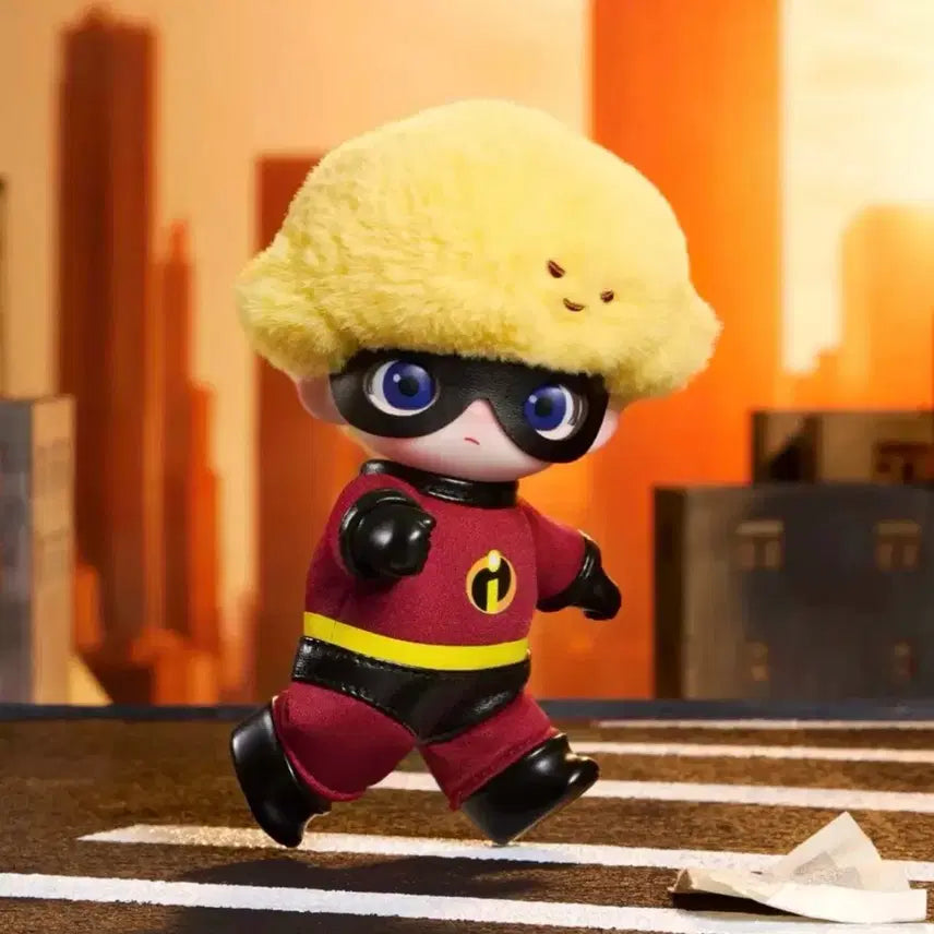 [BUNJANG] Pop Mart Dimoo World x Pixar Series Dash Parr Doll Keychain (Sealed) / 미개봉 팝마트 디무 월드 x 픽사 시리즈 인형 키링 Dash parr