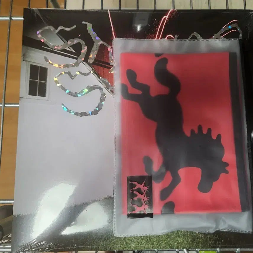 [BUNJANG] SHININRYU (New Man) "Shining Strike" LP &amp; Slogan Bundle (Sealed) / 신인류 lp 빛나는 스트라이크 , 슬로건 미개봉