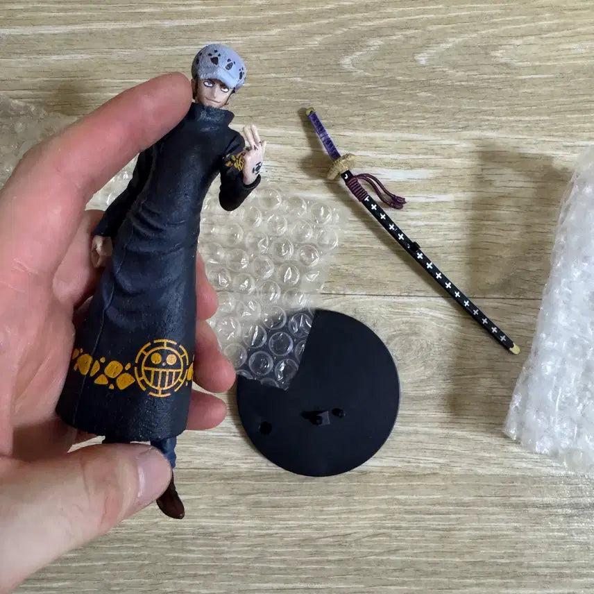 [BUNJANG] One Piece Trafalgar Law Punk Hazard Styling Figure / 지지대X 원피스 피규어 스타일링 트라팔가 로우 펑크헤저드