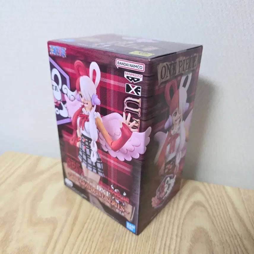 [BUNJANG] One Piece Grandline Series Film Red Uta DXF Figure (Sealed) / [미개봉새상품]원피스 그랜드라인 시리즈 필름레드 우타 dxf 피규어