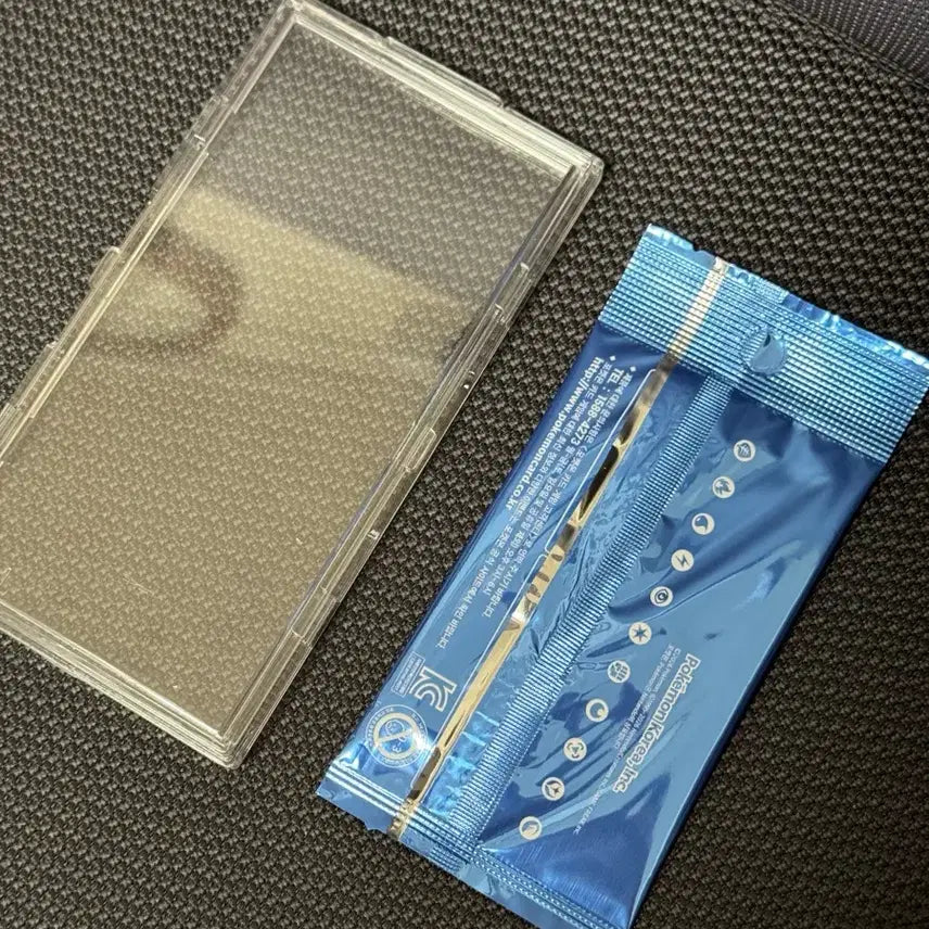 [BUNJANG] Gyarados Promo Card (Sealed) + Pack Case / 잉어킹 프로모 카드 미개봉 + 팩 보관 케이스