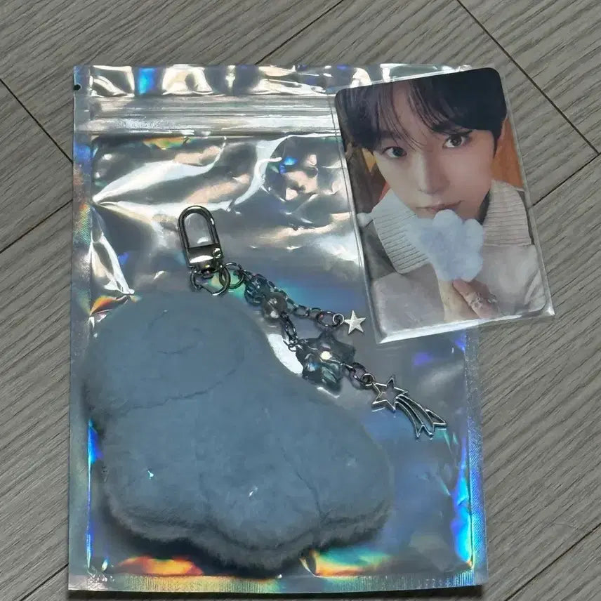 [BUNJANG] NCT WISH Yushi Wing Keyring / 엔시티 위시 유우시 날개키링