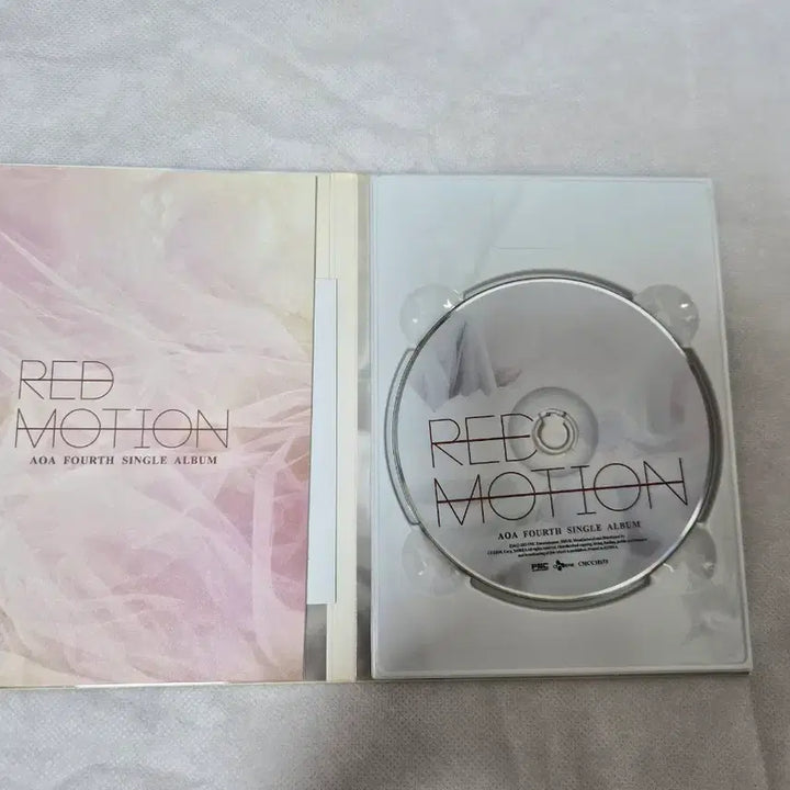 [BUNJANG] AOA Single Vol. 4 Red Motion w/ Seolhyun Photocard / 에이오에이 AOA 싱글 4집 Red Motion (희귀 설현 포토카드 포함)