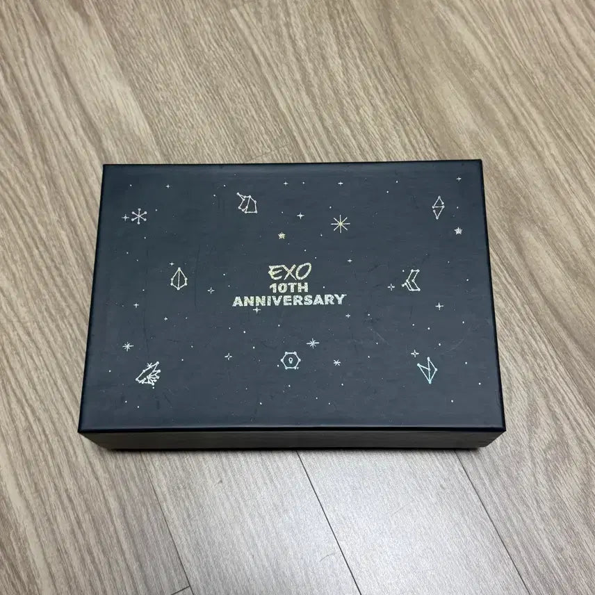 [BUNJANG] EXO 10th Anniversary Music Box Mood Lamp / 엑소 10주년 오르골 무드등 양도