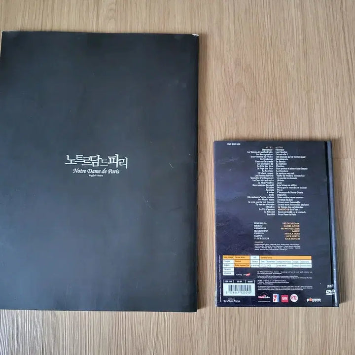 [BUNJANG] Notre Dame de Paris DVD &amp; Program Book / "노트르담 드 파리" DVD, 프로그램북