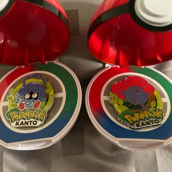 [BUNJANG] Pocket Park Kanto Duncry Rafflesia Pin Badge / 포켓몬스터 포켓파크 포케파크 칸토 KANTO 핀뱃지 덩쿠리 라플레시아