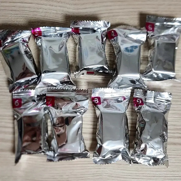 [BUNJANG] Chiikawa Chocolate Box Full Set (9 Types) / 치이카와 초코박스 9종 풀세트