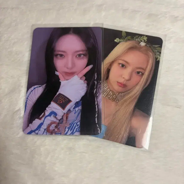 [BUNJANG] ITZY Yuna Lia Cake Album Photocard Bundle Set / 있지 유나 리아 케이크 앨포 포카 일괄 판매 개별 처분 탈덕