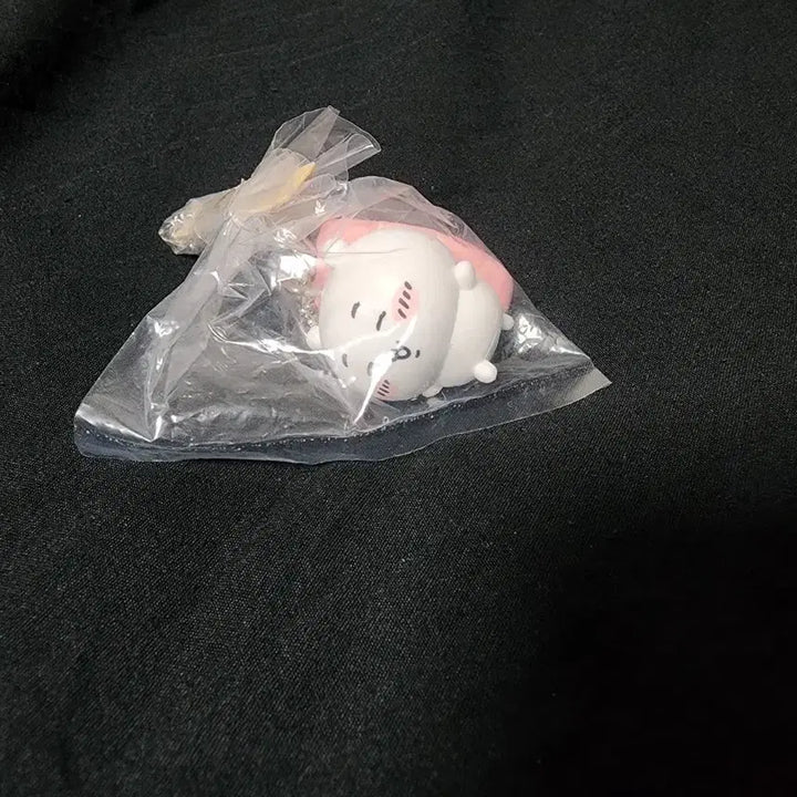 [BUNJANG] Chiikawa Sushi Figure Keychain / 치이카와 스시 피규어 가챠