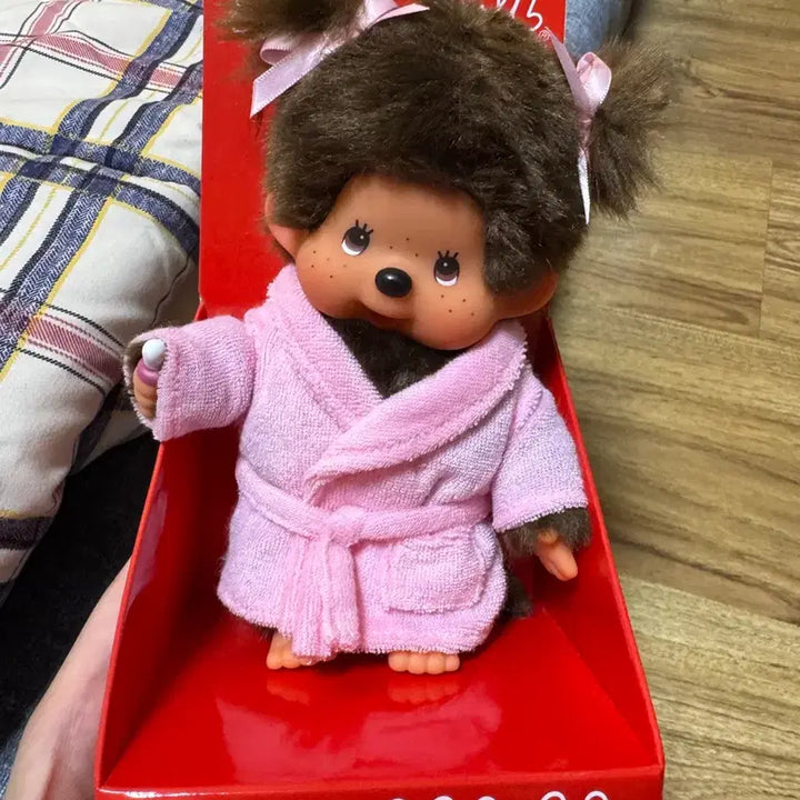 [BUNJANG] Monchhichi Girl Doll in Gown (New) / (오늘만 4만원)몬치치 가운 여아 새상품 판매중