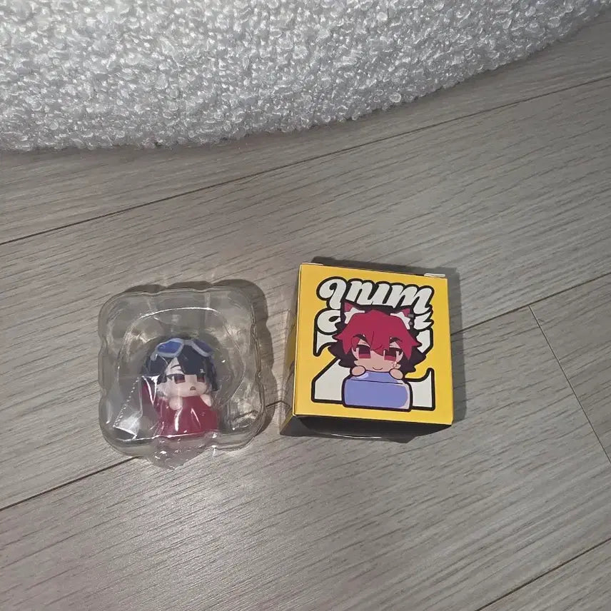 [BUNJANG] Zenless Zone Zero Banolim Pizza Collaboration Ellen Jo Acrylic Stand + Ellen Keycap Bundle Set / 젠레스 존 제로 반올림피자 콜라보 엘렌 조 아크릴 스탠드 + 엘렌 키캡 일괄 판매