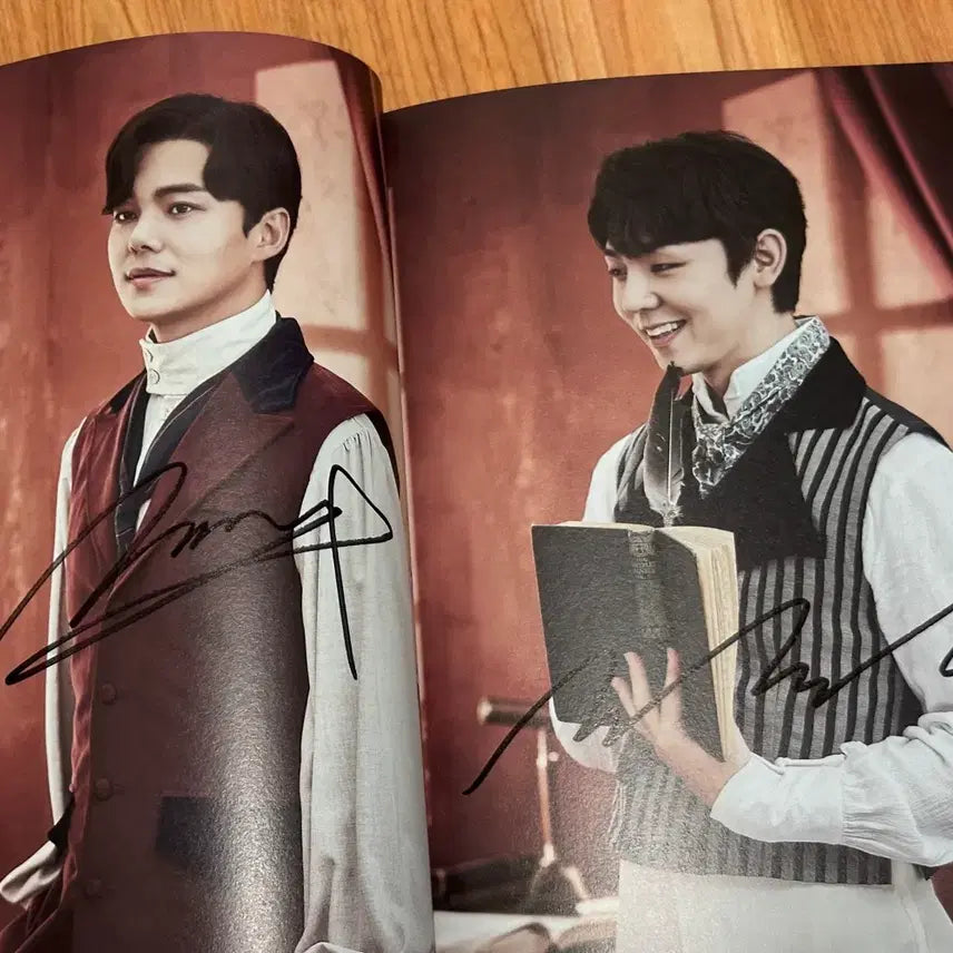 [BUNJANG] Sidereus Musical 2020 Autographed Program Book / 뮤지컬 시데레우스 2020 싸인 프로그램북
