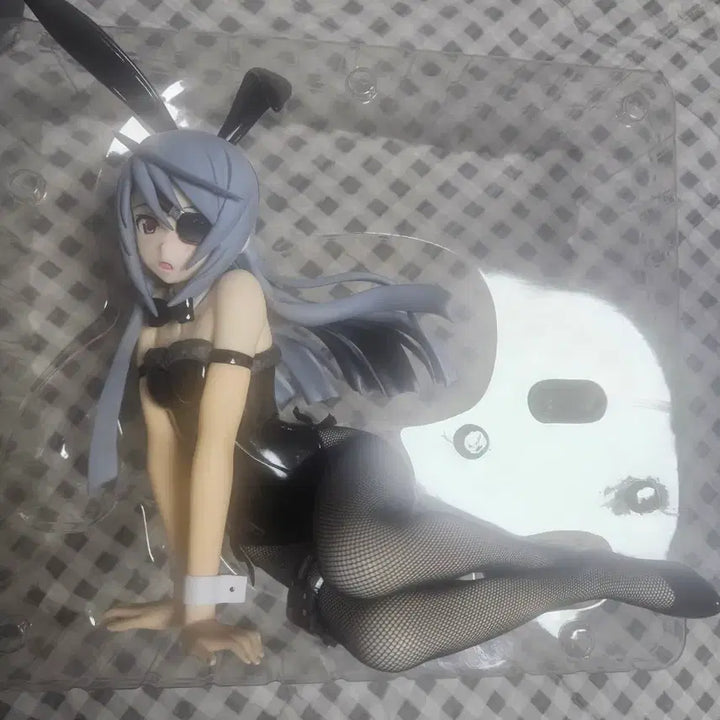 [BUNJANG] Pring Laura Bodewig Bunny Girl 1/4 Scale Figure / 프링 라우라 보디비히 바니 피규어 1/4