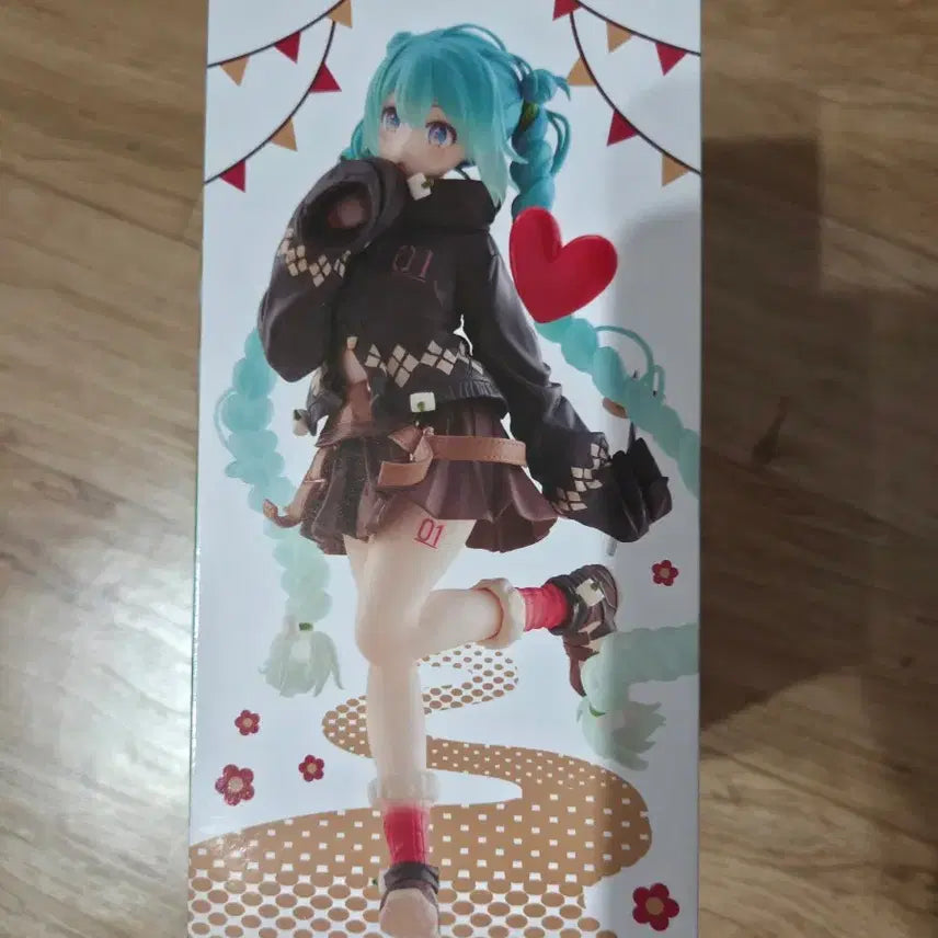 [BUNJANG] Taito Hatsune Miku Outdoor Ver. Sealed Figure / 미개봉 타이토 미쿠 아웃도어 피규어