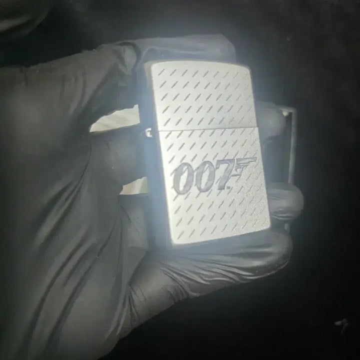 [BUNJANG] Zippo 205 Bond BT 007 Silver Lighter / zippo 205 BOND BT 007 실버