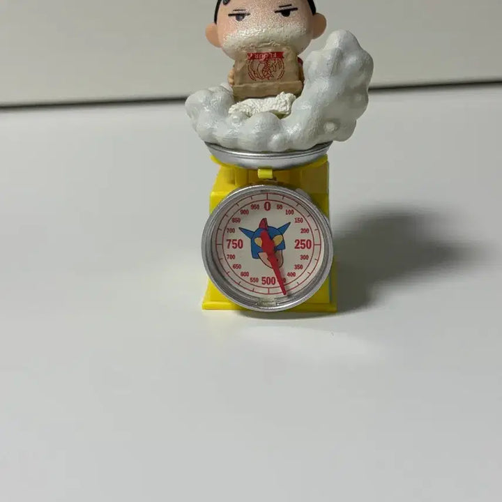 [BUNJANG] Crayon Shin-chan Figure / 밀가루 짱구 피규어