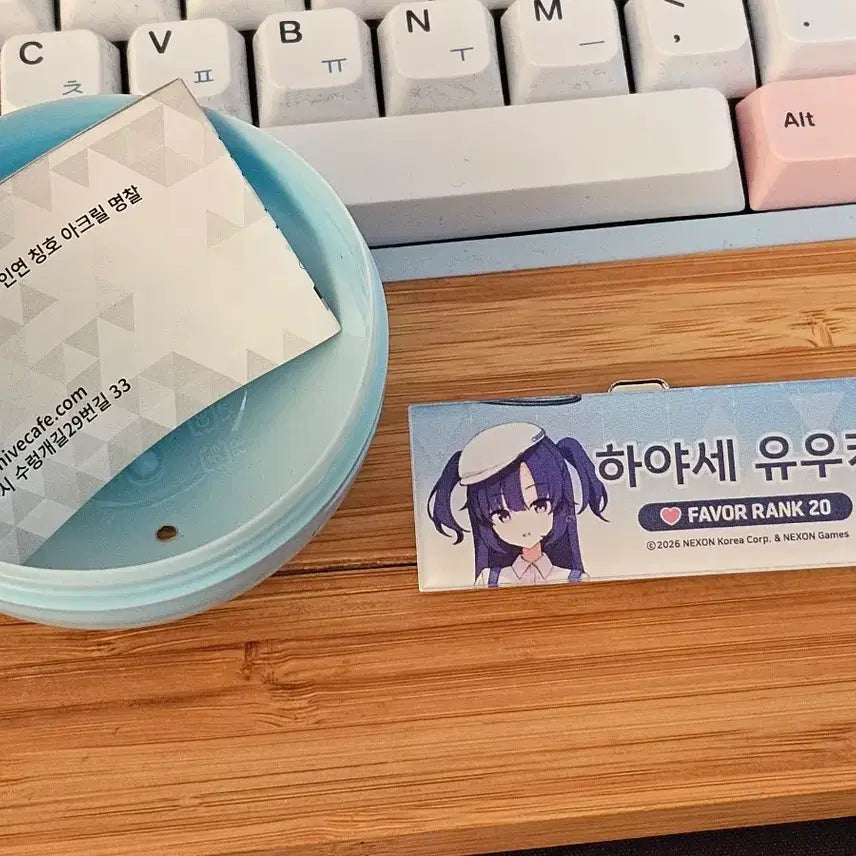 [BUNJANG] Blue Archive Cafe Memorial Gachapon Yuuka Acrylic Name Tag / 블루 아카이브 카페 메모리얼 가챠폰 유우카 아크릴 명찰