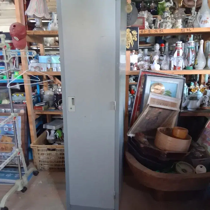[BUNJANG] Vintage Steel Locker Cabinet 52x42x185cm / 근현대사 철제케비넷 사물함 52x42x185cm