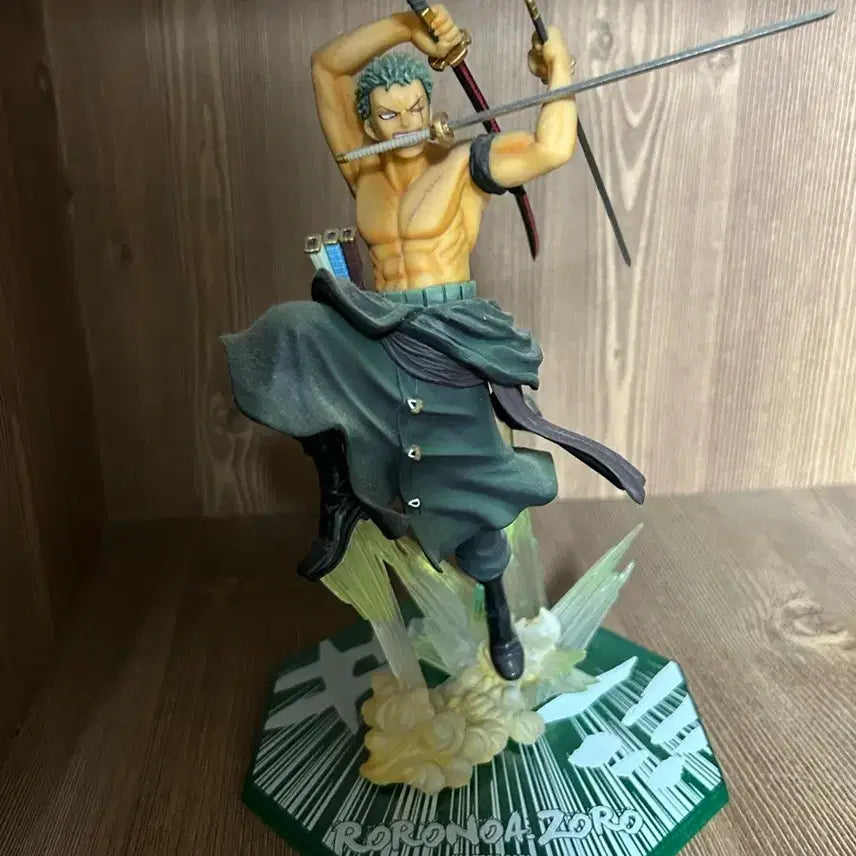 [BUNJANG] One Piece Zoro Figure / 원피스 조로 피규어