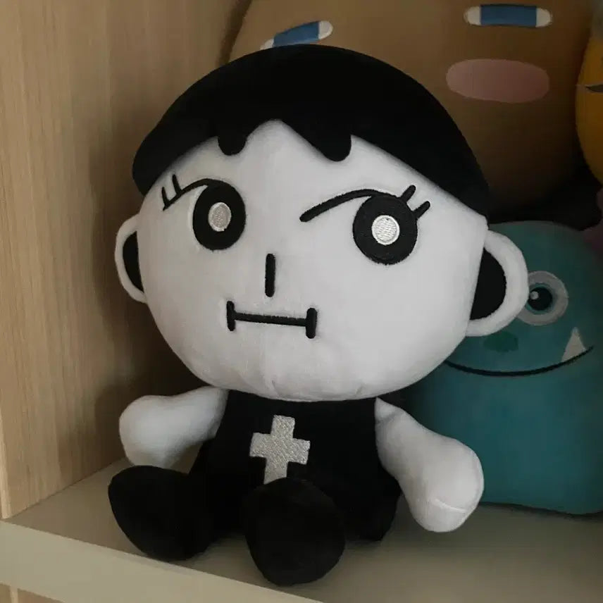 [BUNJANG] Subway Midnight Liz Limited Edition Doll / 서브웨이 미드나잇 리즈 인형
