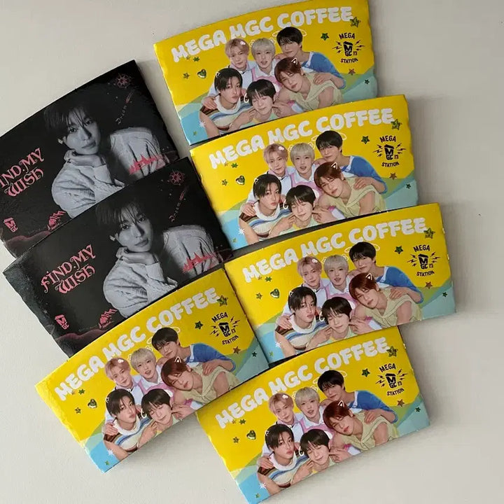 [BUNJANG] NCT WISH Ricu Group Cup Holder Bundle Set / 일괄) 엔시티 위시 리쿠 단체 컵홀더 nct wish 메가 mgc