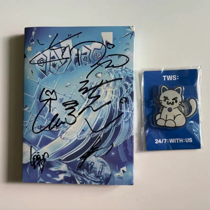 [BUNJANG] TWS Mini 4th Album Signed Album / 투어스 미니4집 싸인앨범 판매합니다.