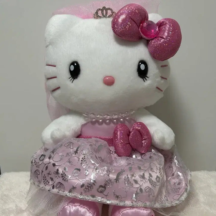 [BUNJANG] Universal Studios Japan Hello Kitty Plush Doll / usj 유니버셜 헬로키티 인형