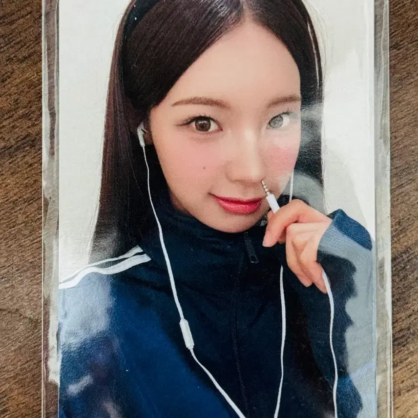[BUNJANG] Ressene Wonyoung Dearlist Deja Vu Music &amp; Drama POB Photocard / 리센느 원이 디어리스트 데자부 뮤직앤드라마 대면 미공포 포토카드