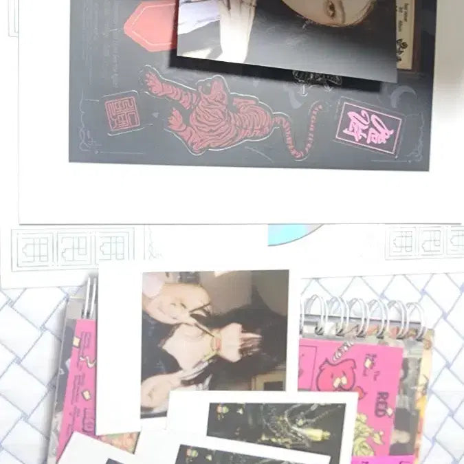[BUNJANG] Red Velvet Birthday Photobook Album + Chill Kill Elements Photobook Album (Photocards Only Removed) / [판매] 레드벨벳 벌스데이 포토북 앨범+칠킬 포토북 앨범(포카만x)